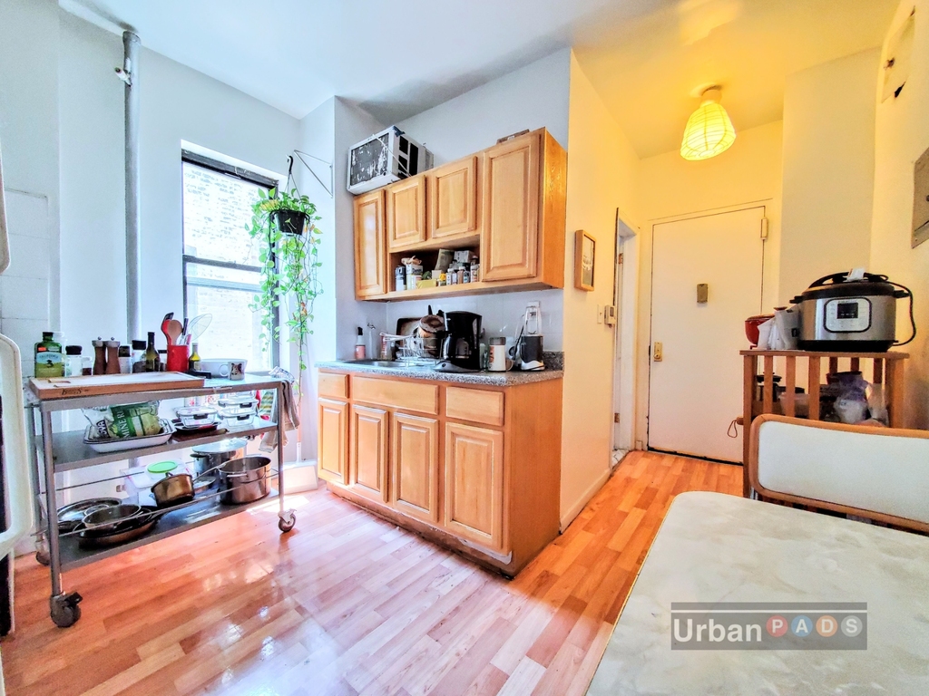 332 Vernon Avenue - Photo 1