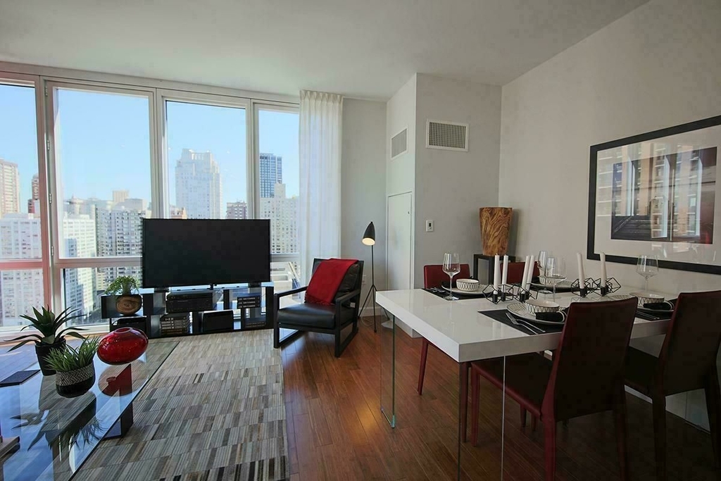 175 West 60th Street - Photo 0