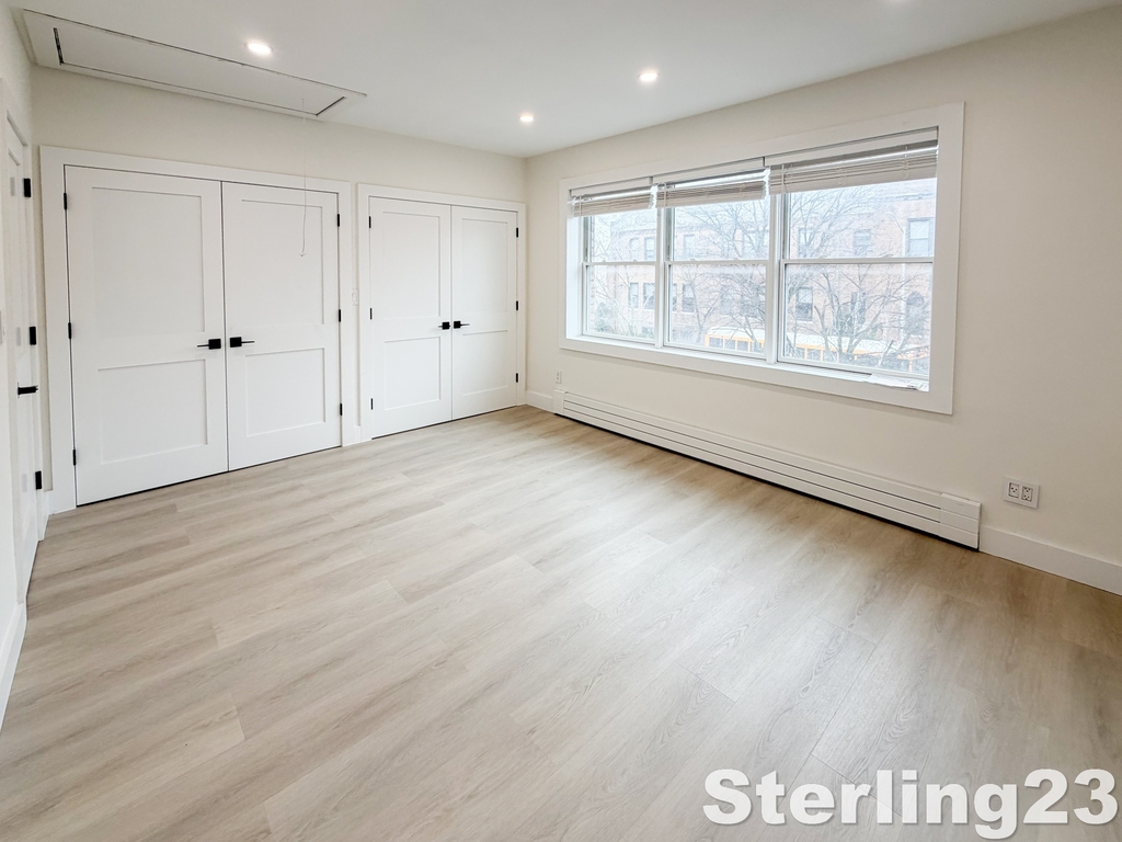 21-17 46th Street - Photo 10