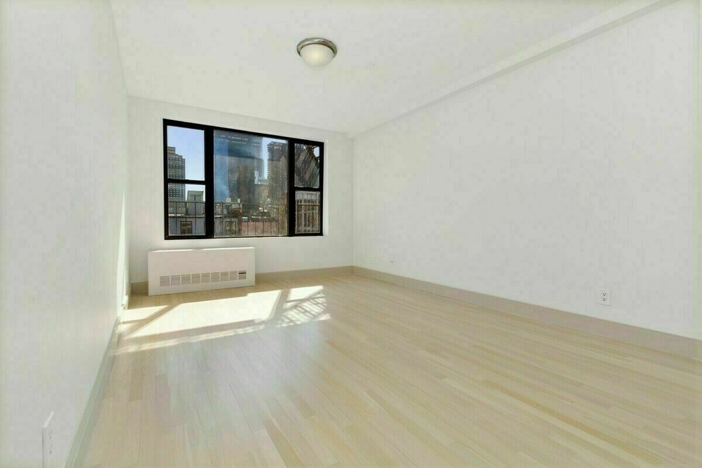 410 West 48th Street - Photo 1