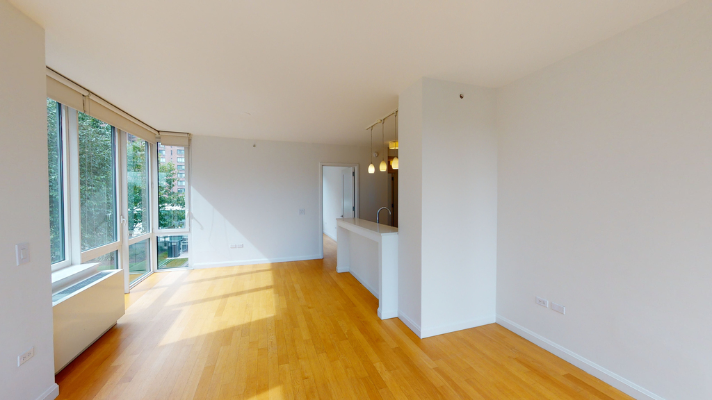 795 Columbus Avenue - Photo 4