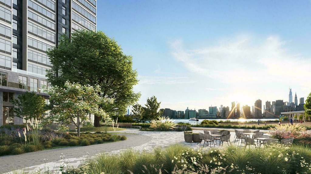 Center Boulevard - Photo 5