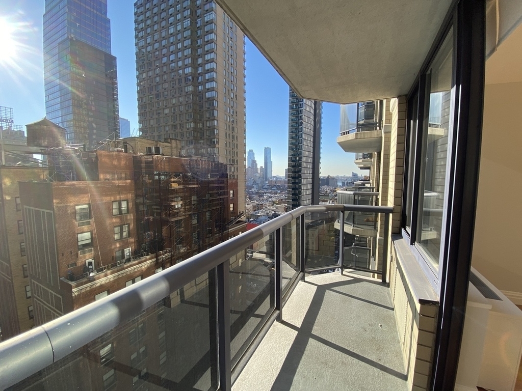 West 48th Street - Photo 2