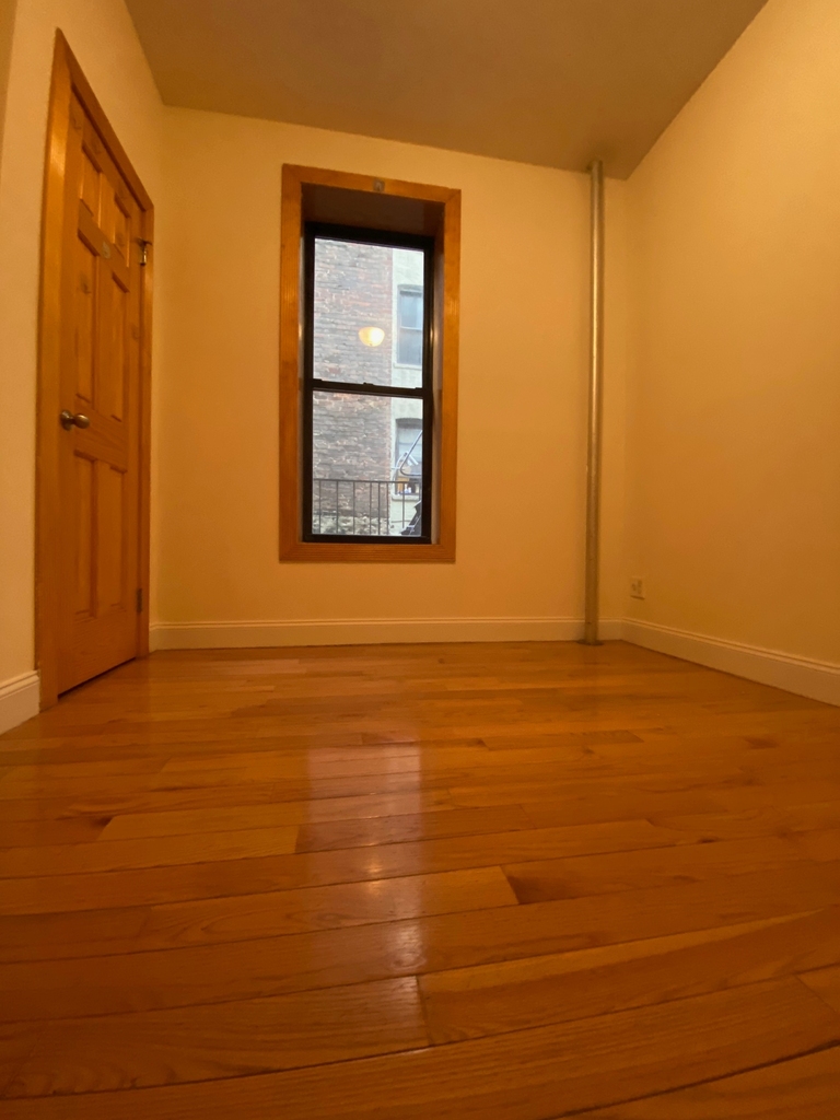 255 Ft Washington Avenue - Photo 1