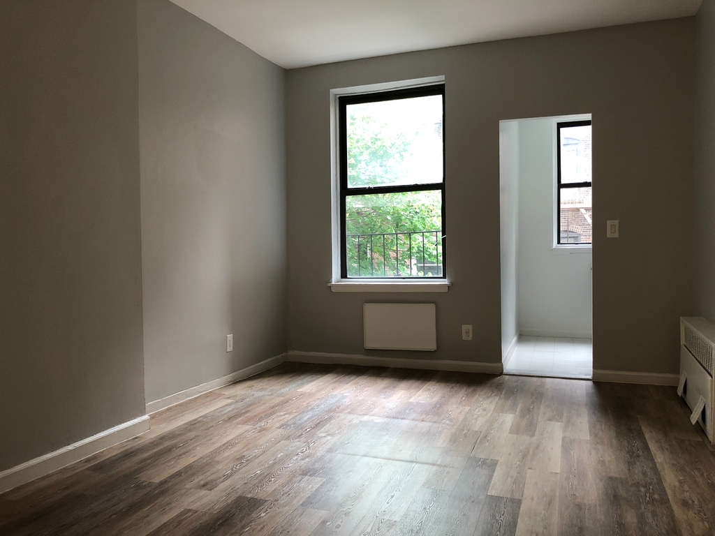 510 East 88th Street - Photo 3