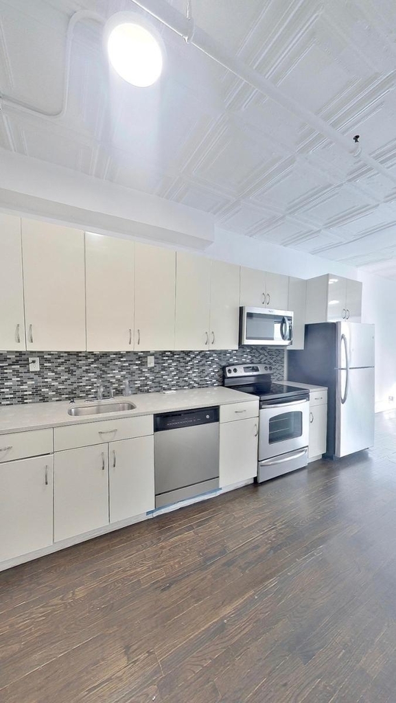 115 West 23rd Street - Photo 6