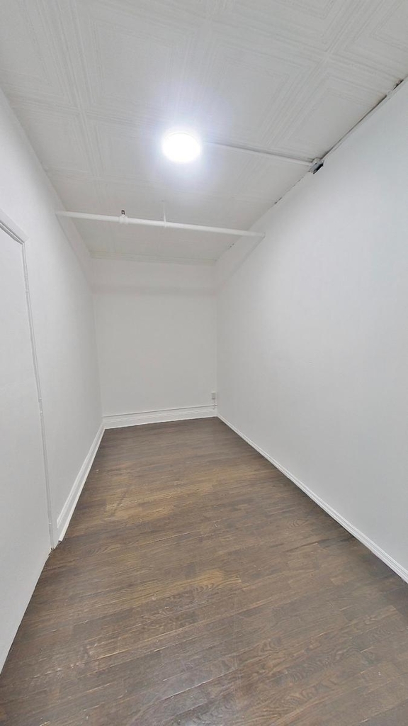 115 West 23rd Street - Photo 4