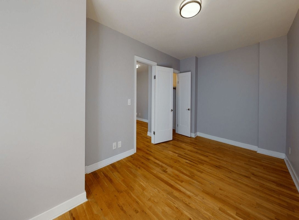 120 Vermilyea Ave. - Photo 2