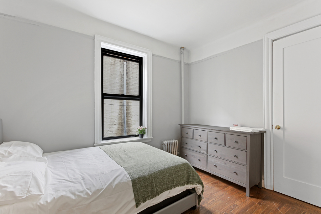 117 West 141st Street - Photo 4