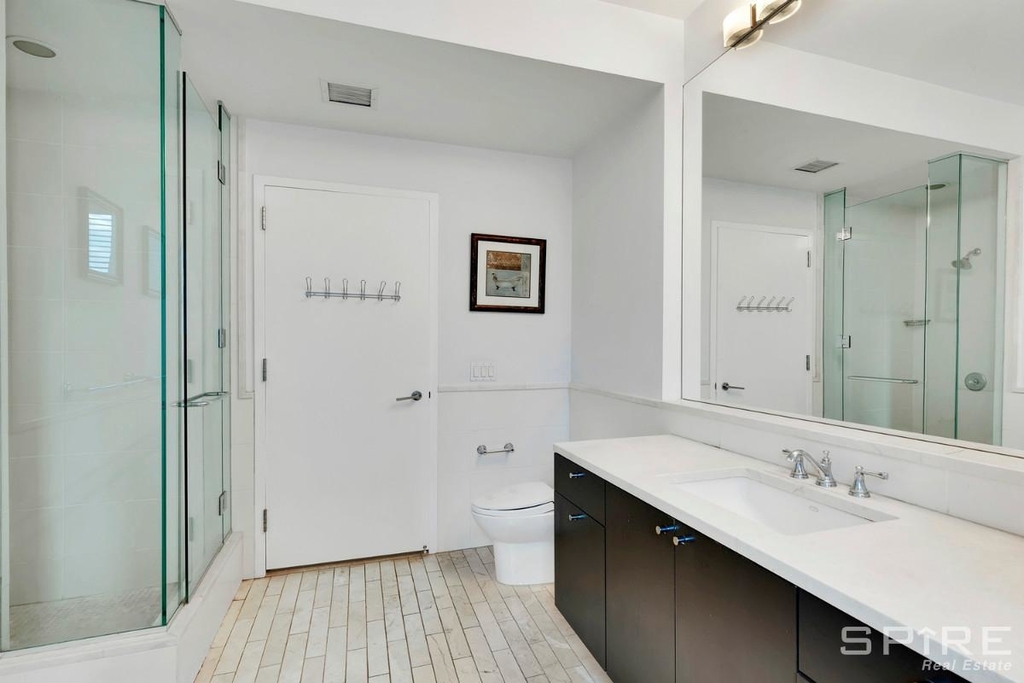 207 East 57th Street - Photo 8