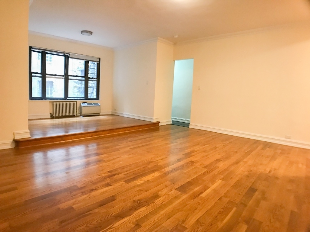 235 East 46th Street 2C - Photo 1