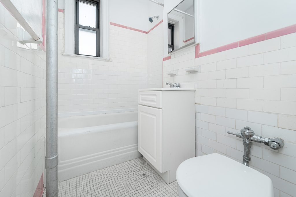 25-20 42nd Street - Photo 7