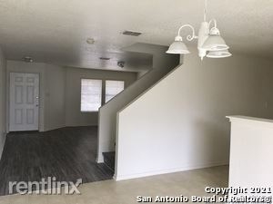 4614 Ida Spring Dr - Photo 2