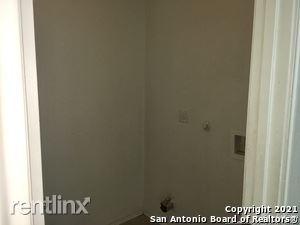 4614 Ida Spring Dr - Photo 6