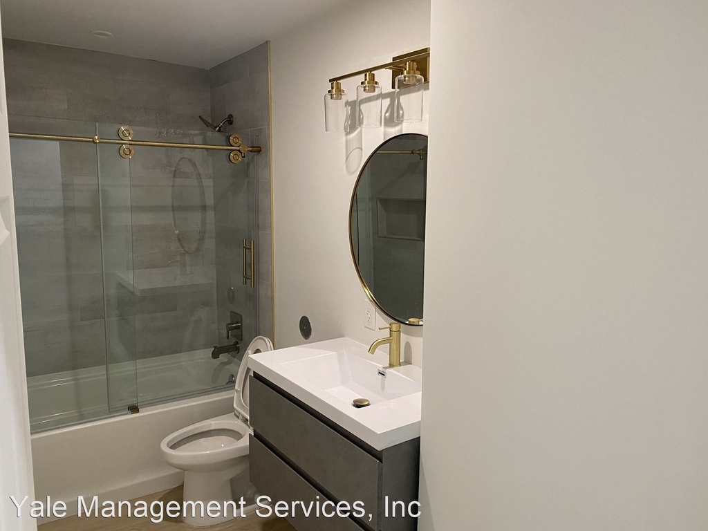 2441 N. Beachwood Drive. - Photo 6