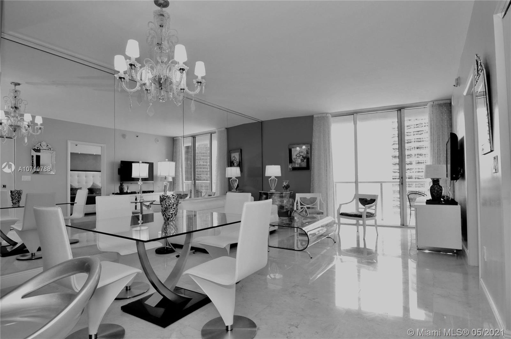 485 Brickell Ave - Photo 7