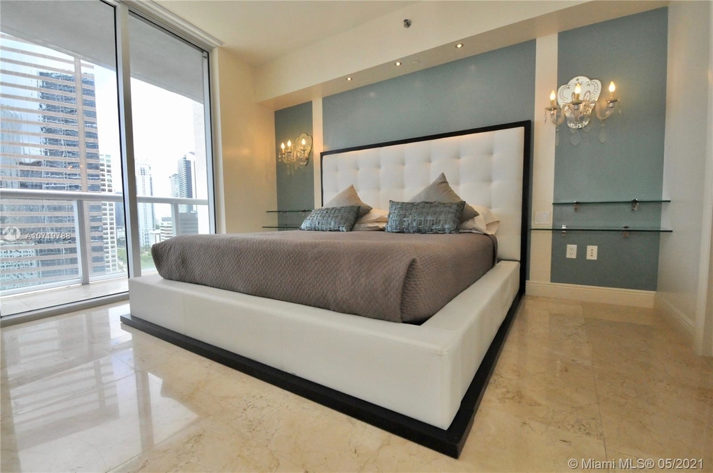 485 Brickell Ave - Photo 10