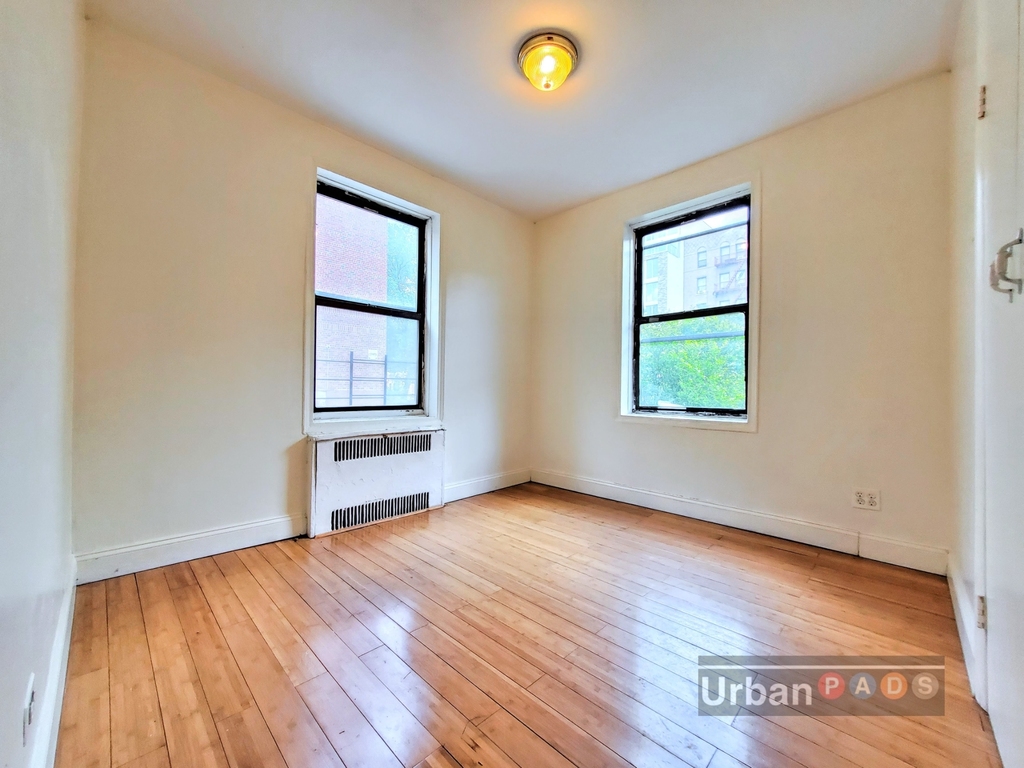 590 Ocean Avenue - Photo 4