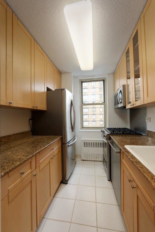 1 BEDROOM FLEX 2 // 29TH AND 3RD AVENUE - Photo 2