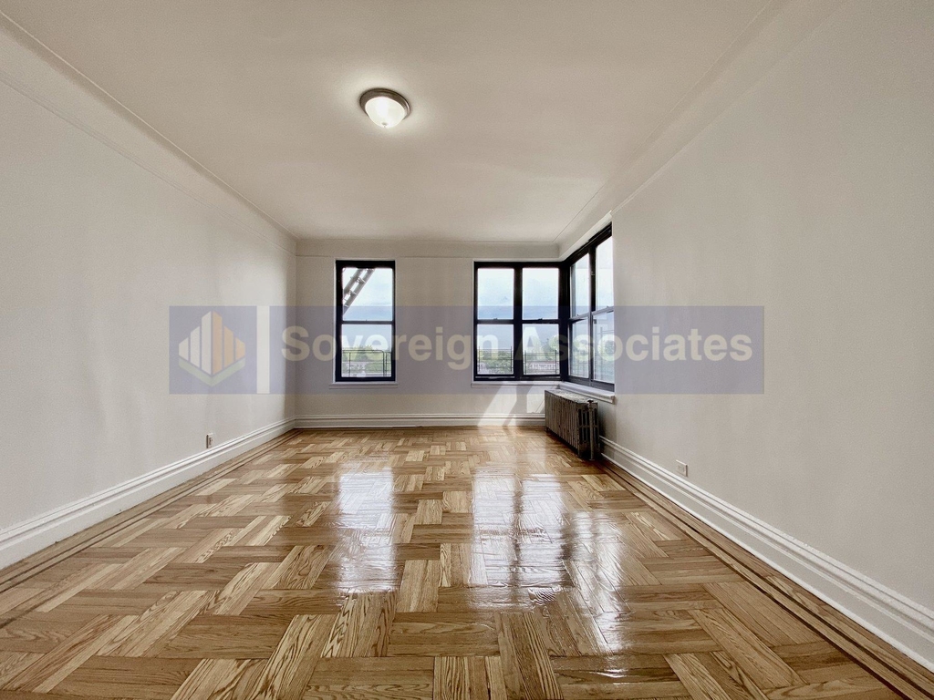 2928 Jerome Ave - Photo 9