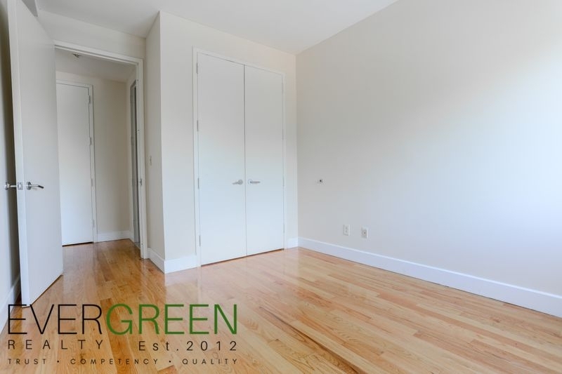 756 Myrtle Avenue - Photo 6