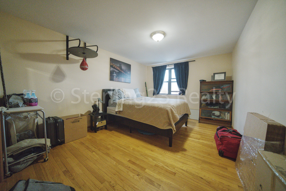 27-11 23rd Avenue - Photo 2