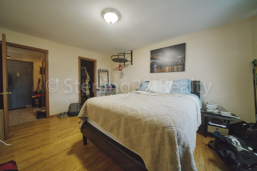 27-11 23rd Avenue - Photo 4