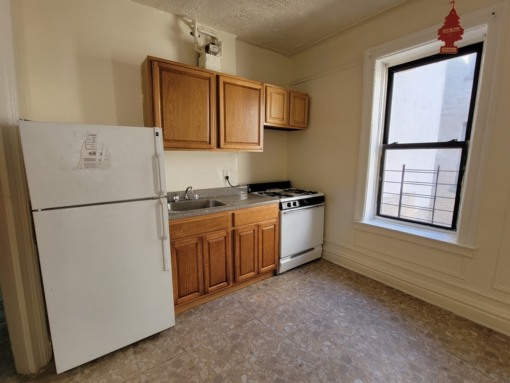 Sedgwick Ave Bronx NY 10468 - Photo 1