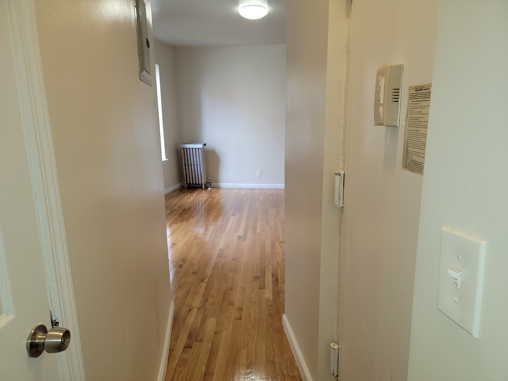 East 206th Street - Photo 2