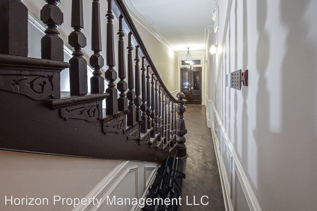 1127 St. Paul Street - Photo 2