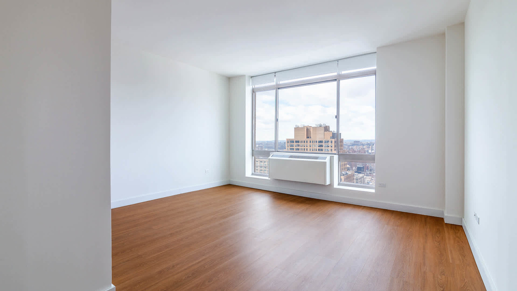 777 6th Avenue - Photo 10