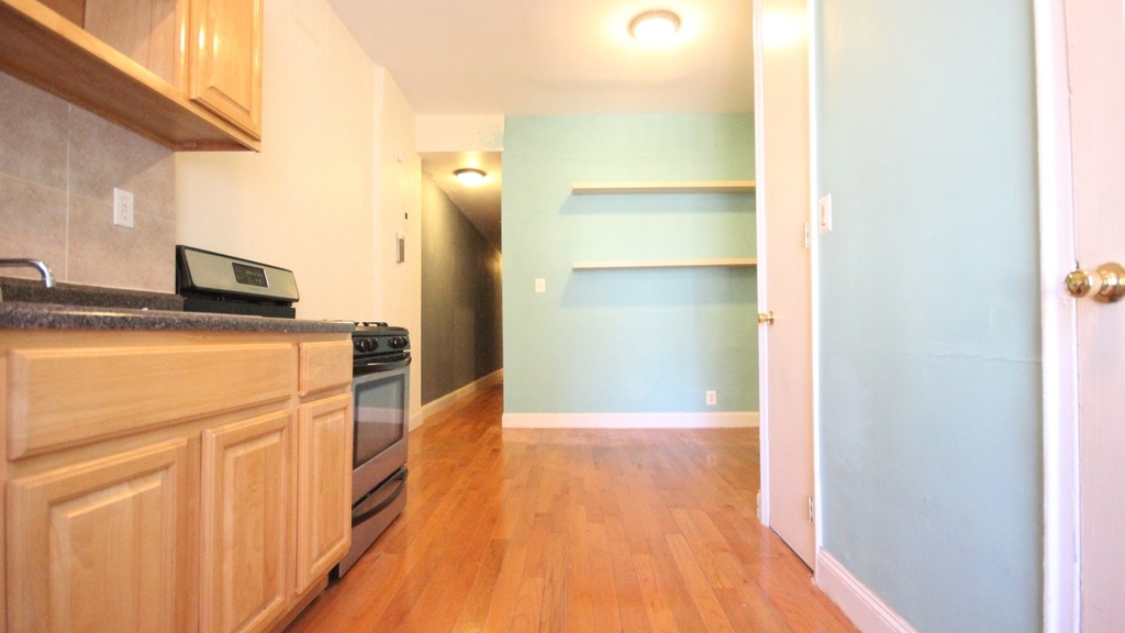 419 Franklin Avenue, Brooklyn, NY 11238 - Photo 2