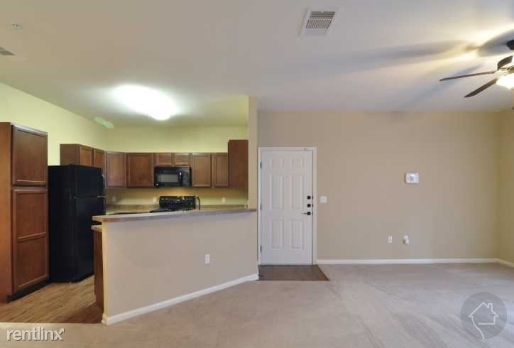 5402 Fm 1488 Rd - Photo 2