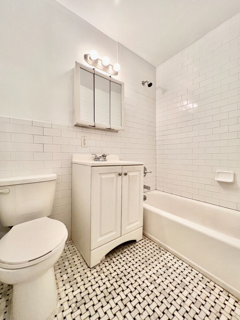 148 Parkside Avenue - Photo 6