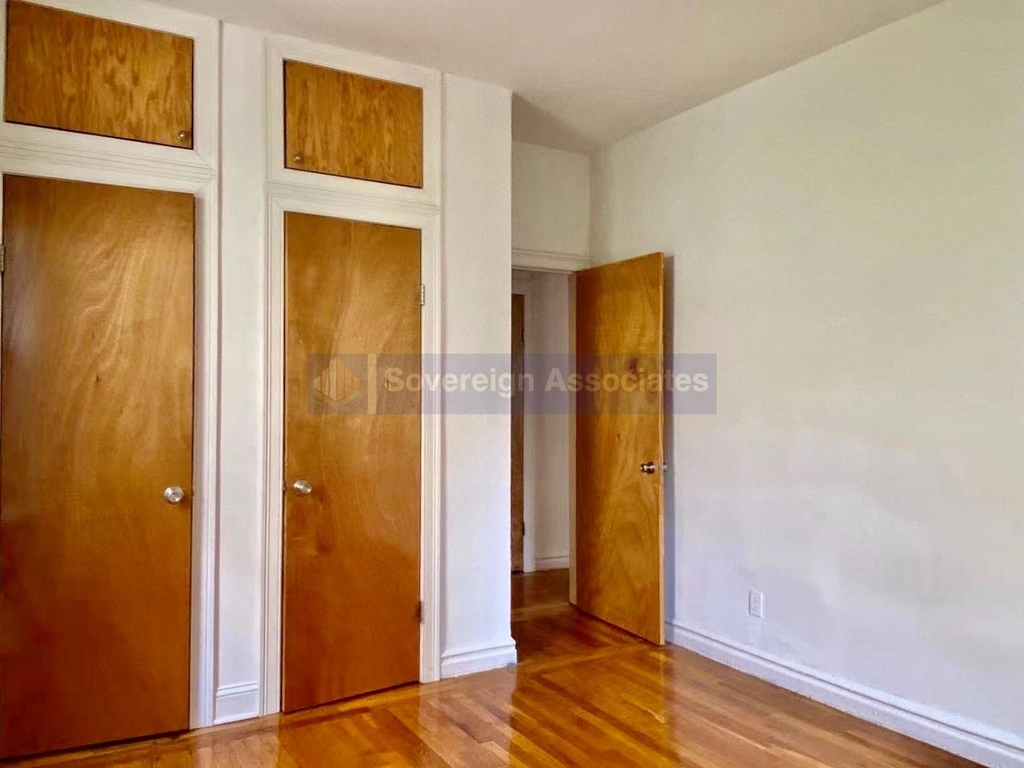 615 Fort Washington Avenue - Photo 12