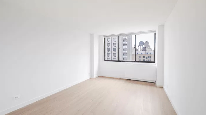 West 95 Street  - Photo 1