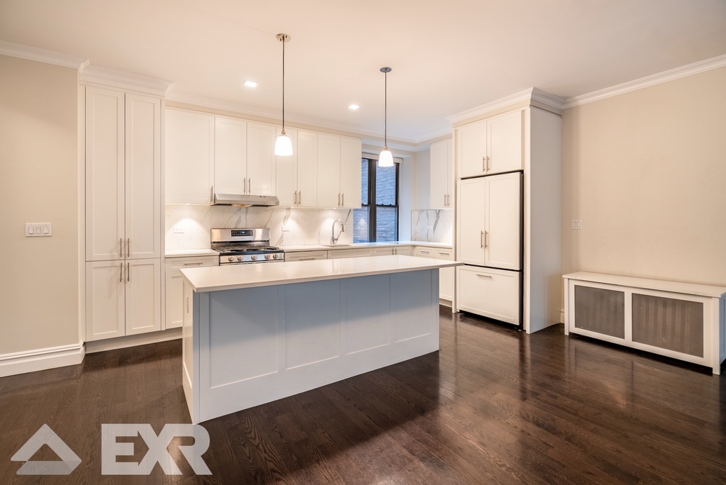 526 West 111th Street - Photo 0