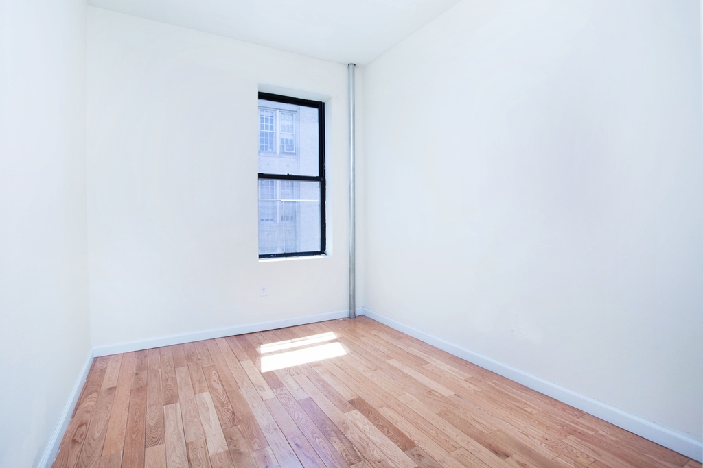 587 West 177th Street - Photo 7