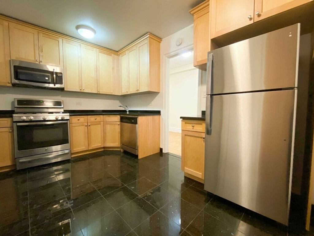 147 West 79th Street - Photo 3