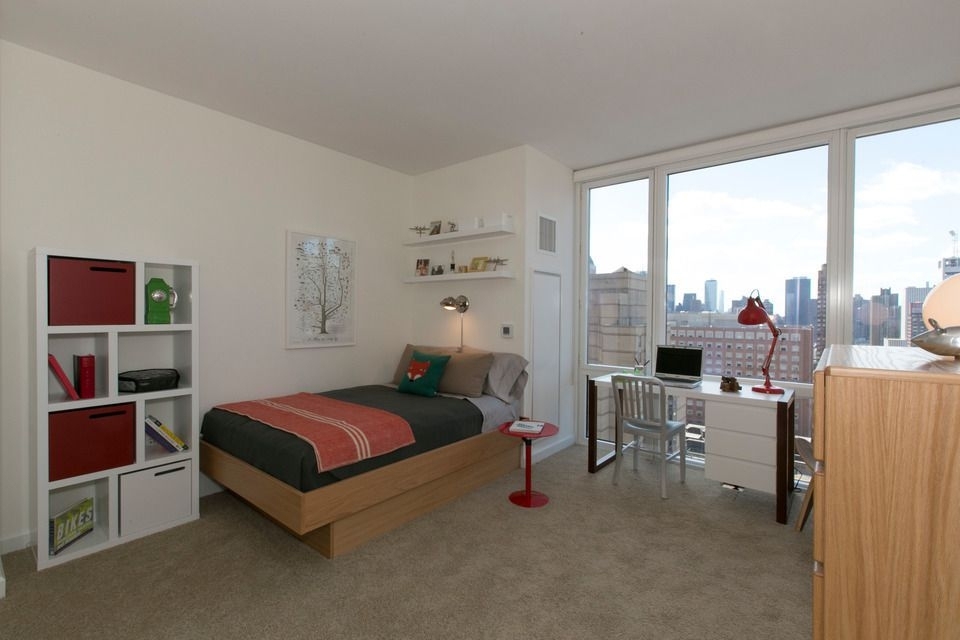 160 West 62nd Street - Photo 1