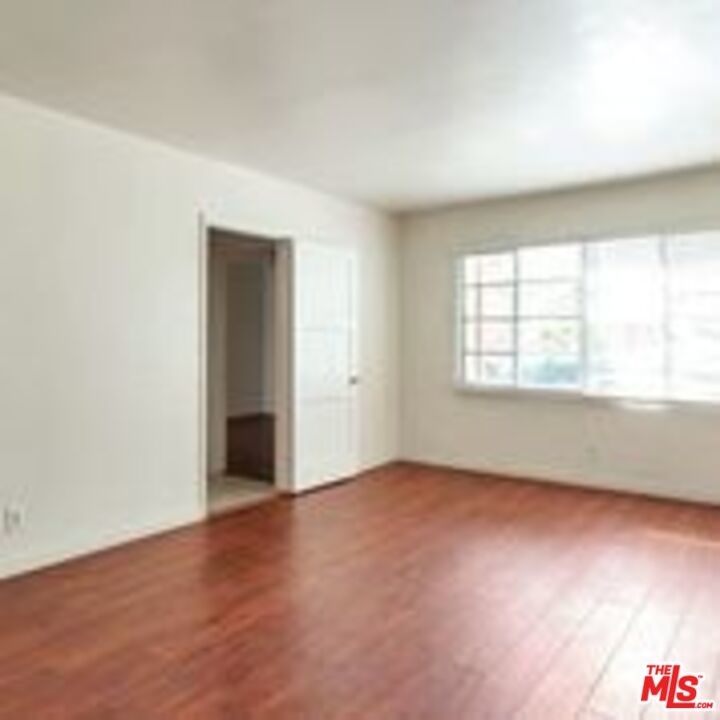 4063 Abourne Rd - Photo 10