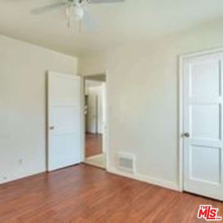 4063 Abourne Rd - Photo 3