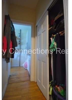 455 West 44th Street - Photo 6