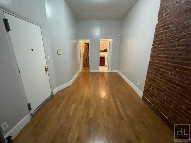 237 Troy Avenue - Photo 5