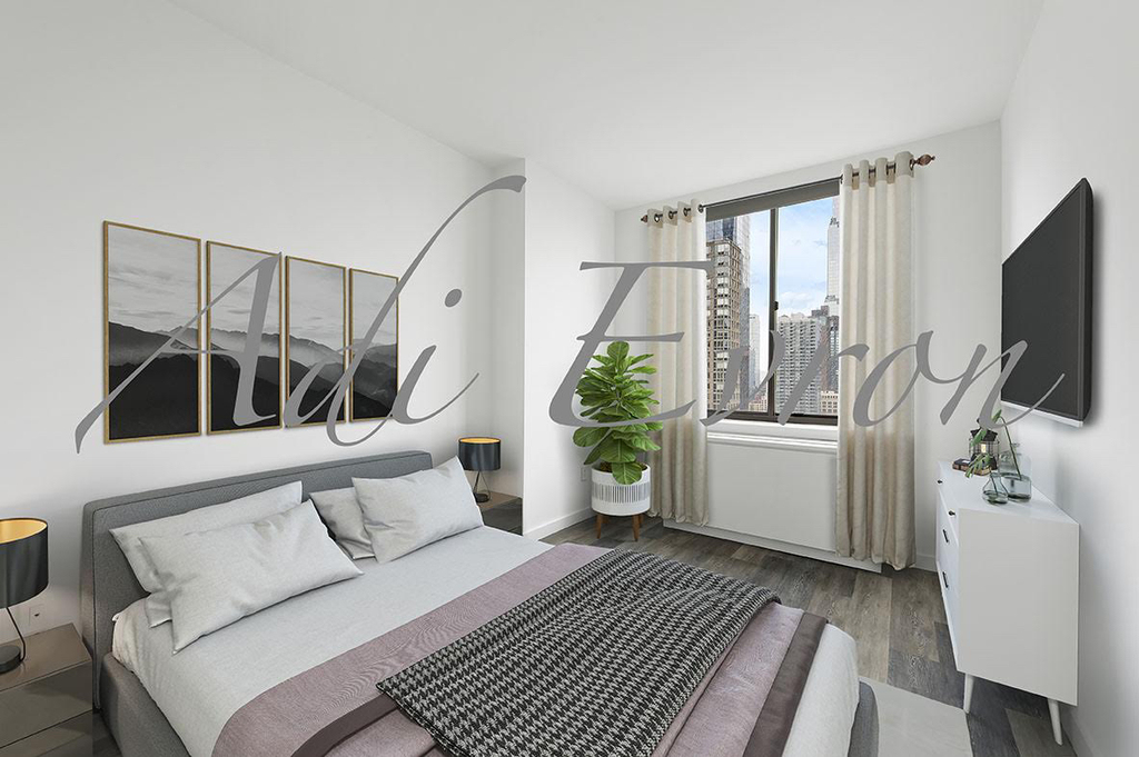 W 43 St. & 10th Ave  - Photo 3