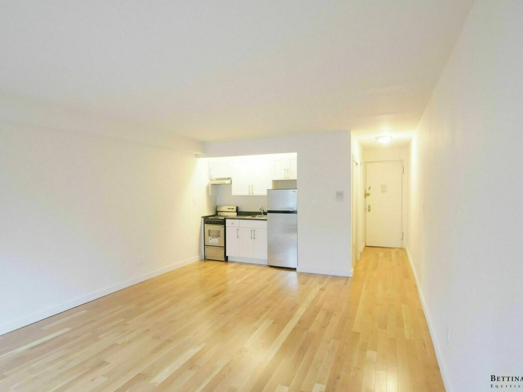 151 Lexington Avenue - Photo 4