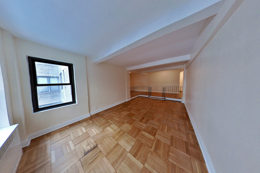 141 East 56th Street - Photo 2