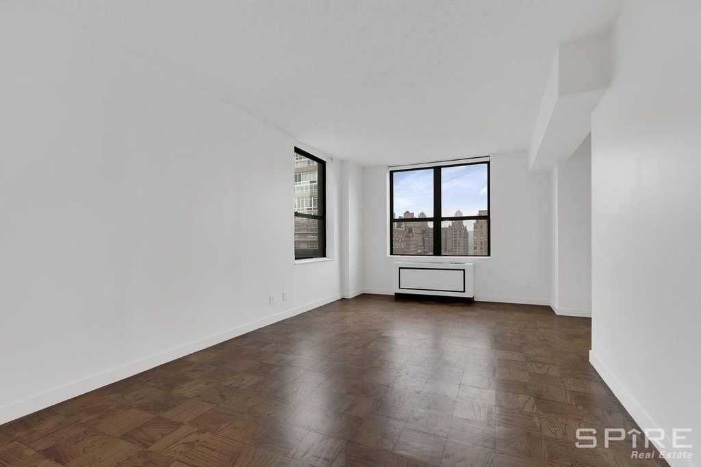 West 87th Street - Photo 1