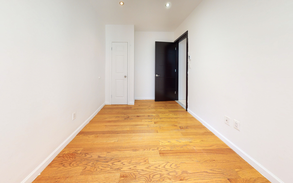 964 Amsterdam Avenue - Photo 5