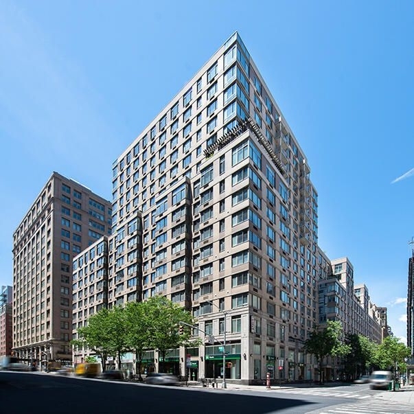 200 West 26th Street - Photo 9